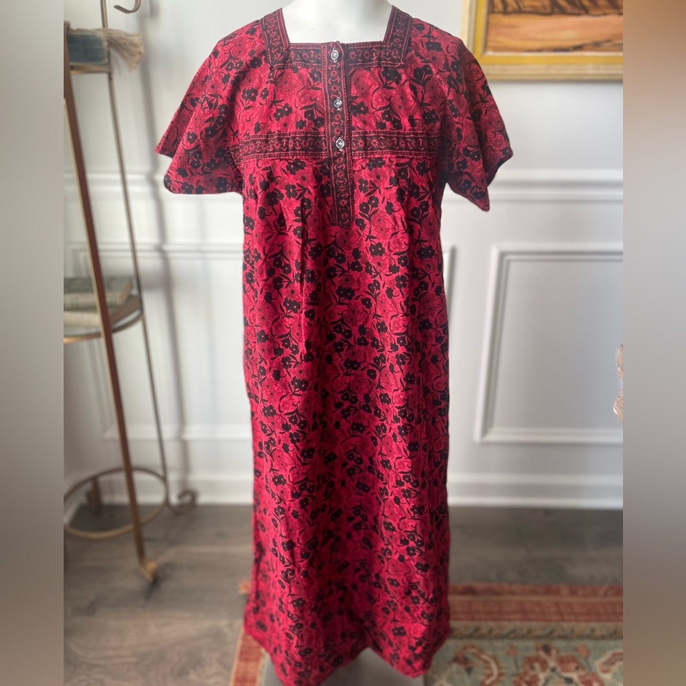 70’s Floral Folk Midi Dress